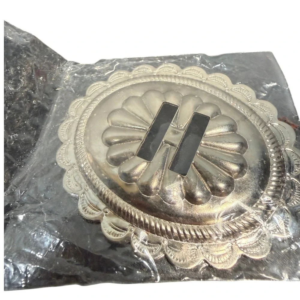 Vintage Silver Tone Belt Buckle Blank Oval Western Craft DIY NOS‎ Scalloped Edge